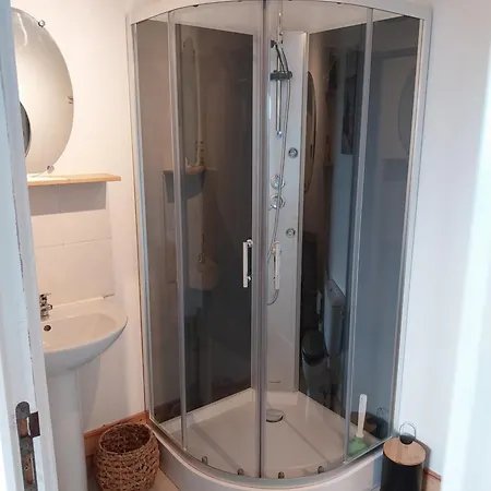 펜션 La Petite Maison A Vieillecour Saint-Pierre-de-Frugie